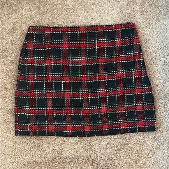 LOFT Tweed Plaid Skirt - Picture 2 of 9